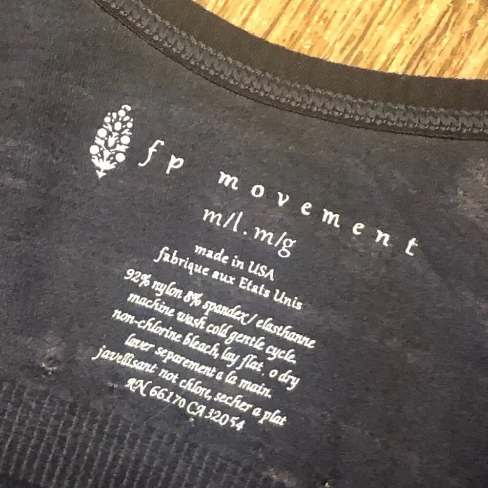 NWOT Free People Movement Black Bleach Barely There Seamless Yoga Sports Bra - Picture 15 of 15